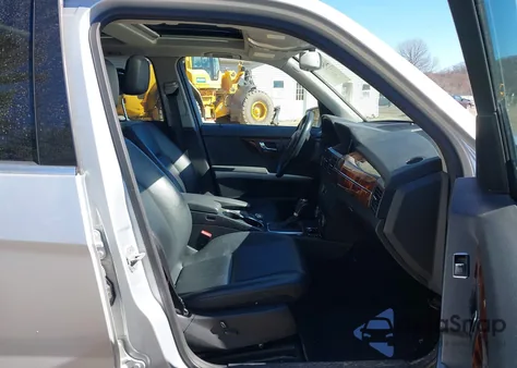 2010 Mercedes-Benz Glk 350 4Matic z USA, uszkodzony, nr VIN WDCGG8HB4AF405771